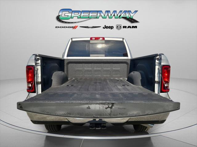 2026 RAM Ram 2500 RAM 2500 TRADESMAN CREW CAB 4X4 64 BOX