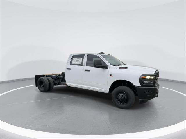 2026 RAM Ram 3500 Chassis Cab RAM 3500 TRADESMAN CREW CAB CHASSIS 4X4 60 CA