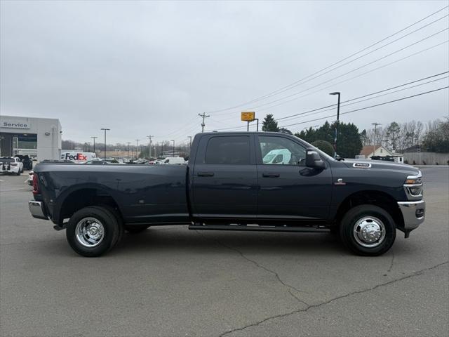 2026 RAM Ram 3500 RAM 3500 TRADESMAN CREW CAB 4X4 8 BOX