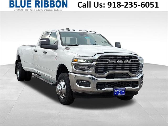 2026 RAM Ram 3500 RAM 3500 TRADESMAN CREW CAB 4X4 8 BOX