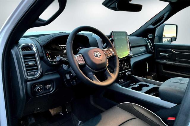 2026 RAM Ram 3500 RAM 3500 LARAMIE CREW CAB 4X4 8 BOX