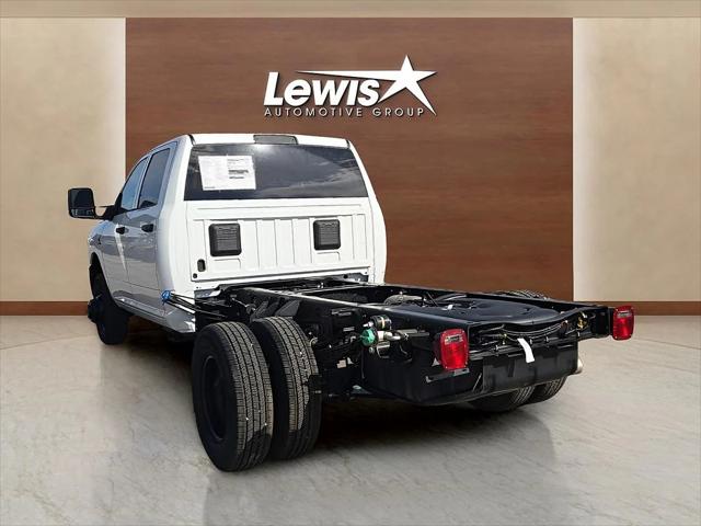 2026 RAM Ram 3500 Chassis Cab RAM 3500 TRADESMAN CREW CAB CHASSIS 4X4 60 CA 2026 RAM Ram 3500 Chassis Cab RAM 3500 TRADESMAN CREW CAB CHASSIS 4X4 60 CA