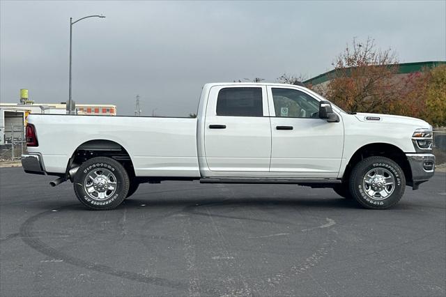 2026 RAM Ram 2500 RAM 2500 TRADESMAN CREW CAB 4X4 8 BOX