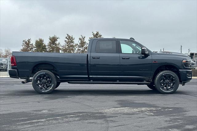 2026 RAM Ram 3500 RAM 3500 LARAMIE CREW CAB 4X4 8 BOX
