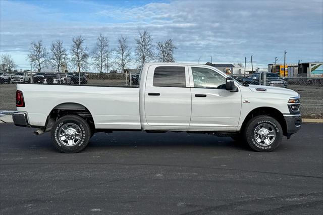 2026 RAM Ram 2500 RAM 2500 TRADESMAN CREW CAB 4X4 8 BOX