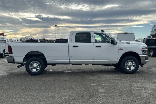 2026 RAM Ram 2500 RAM 2500 TRADESMAN CREW CAB 4X4 8 BOX