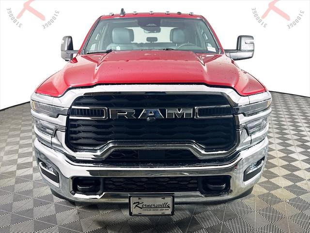 2026 RAM Ram 2500 RAM 2500 TRADESMAN CREW CAB 4X4 64 BOX