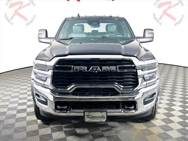 2026 RAM Ram 4500 Chassis Cab RAM 4500 TRADESMAN CHASSIS CREW CAB 4X4 60 CA