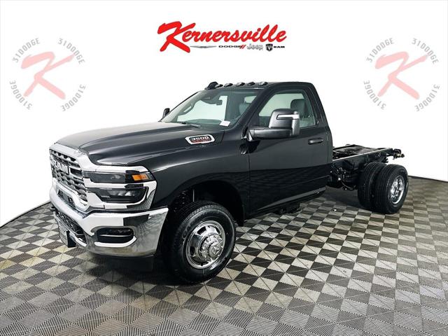 2026 RAM Ram 3500 Chassis Cab RAM 3500 TRADESMAN CHASSIS REGULAR CAB 4X4 60 CA