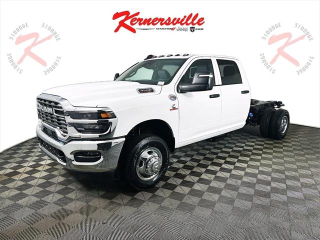 2026 RAM Ram 3500 Chassis Cab RAM 3500 TRADESMAN CREW CAB CHASSIS 4X4 60 CA