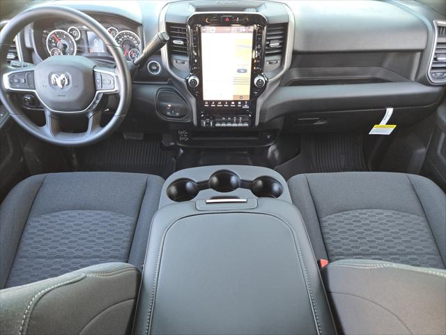 2026 RAM Ram 2500 RAM 2500 TRADESMAN CREW CAB 4X4 64 BOX