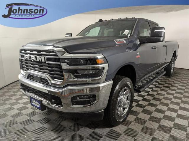 2026 RAM Ram 3500 RAM 3500 TRADESMAN CREW CAB 4X4 8 BOX