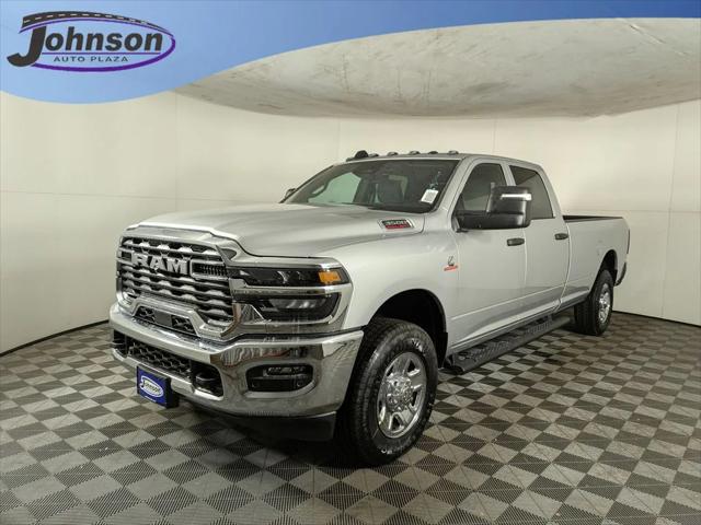 2026 RAM Ram 3500 RAM 3500 TRADESMAN CREW CAB 4X4 8 BOX