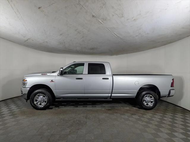 2026 RAM Ram 3500 RAM 3500 TRADESMAN CREW CAB 4X4 8 BOX