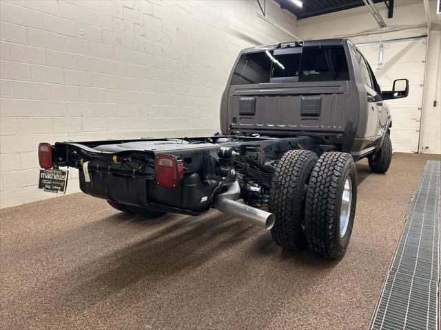 2026 RAM Ram 3500 Chassis Cab RAM 3500 BIG HORN CREW CAB CHASSIS 4X4 60 CA