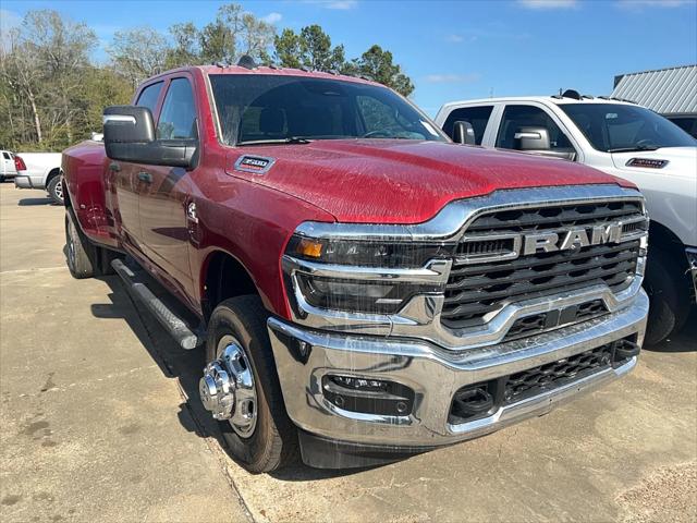 2026 RAM Ram 3500 RAM 3500 TRADESMAN CREW CAB 4X4 8 BOX