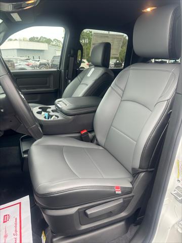 2026 Ram 3500 Tradesman Crew Cab 4x4 8' Box