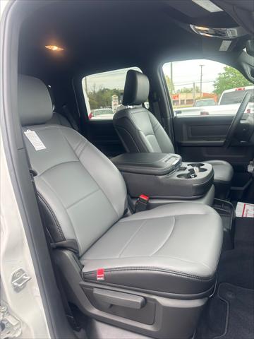 2026 Ram 3500 Tradesman Crew Cab 4x4 8' Box