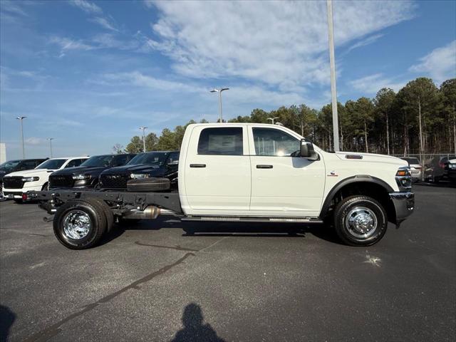 2026 RAM Ram 3500 Chassis Cab RAM 3500 TRADESMAN CREW CAB CHASSIS 4X4 60 CA