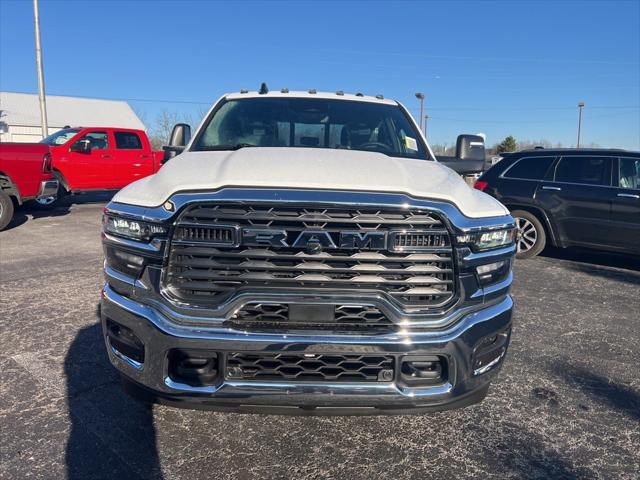 2026 RAM Ram 2500 RAM 2500 TRADESMAN CREW CAB 4X4 64 BOX