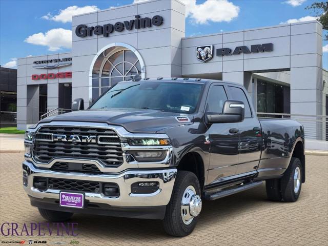 2026 RAM Ram 3500 RAM 3500 TRADESMAN CREW CAB 4X4 8 BOX