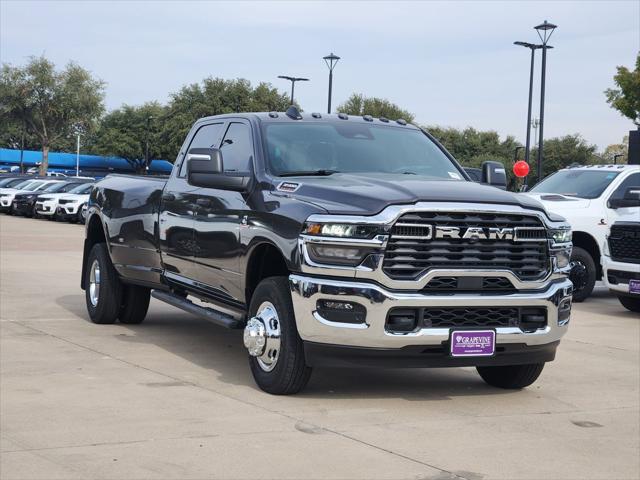 2026 RAM Ram 3500 RAM 3500 TRADESMAN CREW CAB 4X4 8 BOX