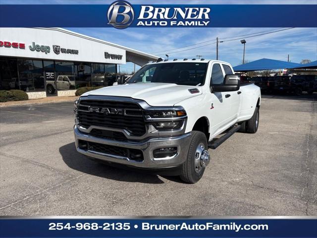 2026 RAM Ram 3500 RAM 3500 TRADESMAN CREW CAB 4X4 8 BOX