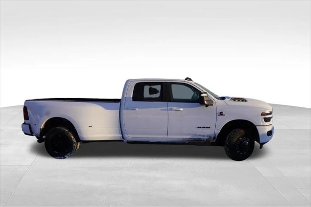 2026 RAM Ram 3500 RAM 3500 LARAMIE CREW CAB 4X4 8 BOX