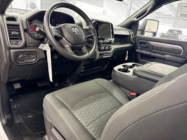2026 RAM 3500 Chassis RAM 3500 TRADESMAN CHASSIS REGULAR CAB 4X4 84 CA 2026 RAM 3500 Chassis RAM 3500 TRADESMAN CHASSIS REGULAR CAB 4X4 84 CA