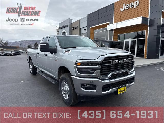 2026 RAM Ram 3500 RAM 3500 TRADESMAN CREW CAB 4X4 8 BOX