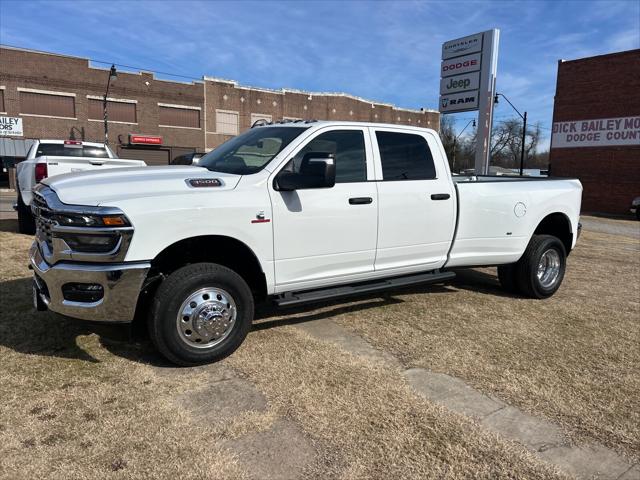 2026 RAM Ram 3500 RAM 3500 TRADESMAN CREW CAB 4X4 8 BOX