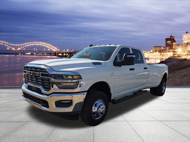 2026 RAM Ram 3500 RAM 3500 TRADESMAN CREW CAB 4X4 8 BOX