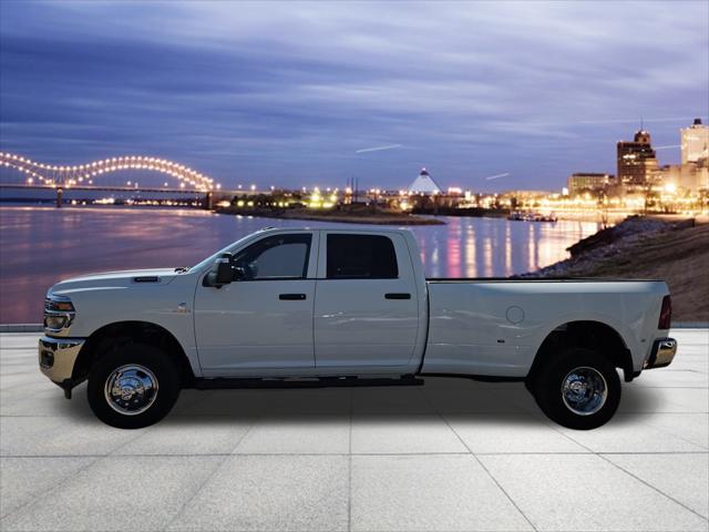 2026 RAM Ram 3500 RAM 3500 TRADESMAN CREW CAB 4X4 8 BOX