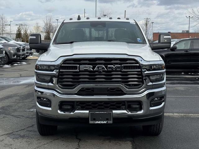 2026 RAM Ram 2500 RAM 2500 TRADESMAN CREW CAB 4X4 8 BOX