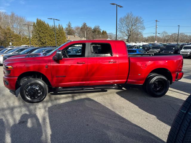 2026 RAM Ram 3500 RAM 3500 LARAMIE MEGA CAB 4X4 64 BOX