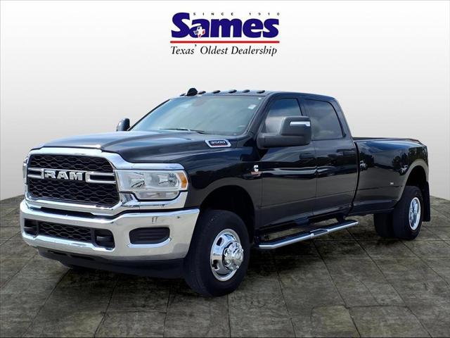 2024 RAM 3500 Tradesman Crew Cab 4x4 8 Box 2024 RAM 3500 Tradesman Crew Cab 4x4 8 Box