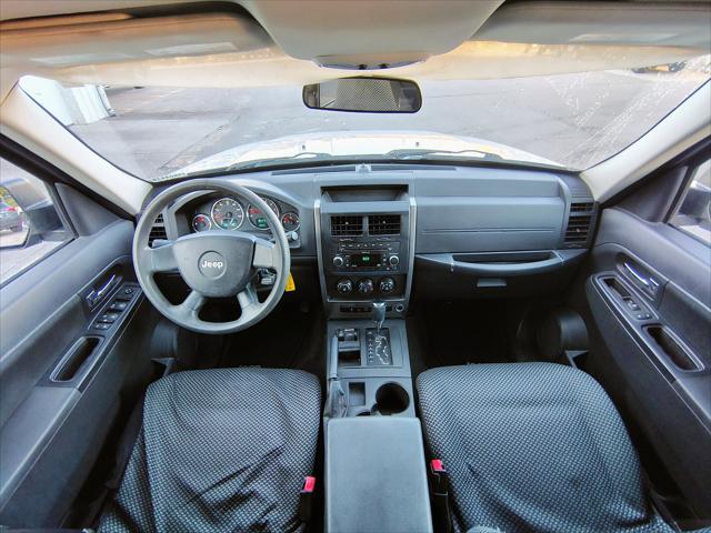 2010 Jeep Liberty Sport 2010 Jeep Liberty Sport