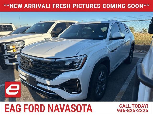 2024 Volkswagen Atlas Cross Sport 2.0T SEL R-Line