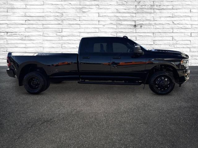 2024 RAM 3500 Laramie Crew Cab 4x4 8 Box 2024 RAM 3500 Laramie Crew Cab 4x4 8 Box