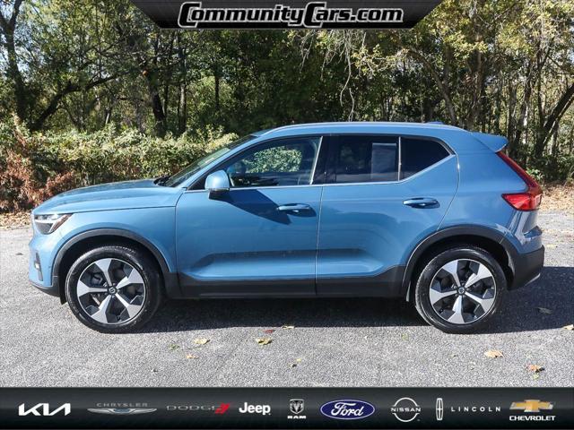 2024 Volvo XC40 B5 Plus Bright Theme 2024 Volvo XC40 B5 Plus Bright Theme
