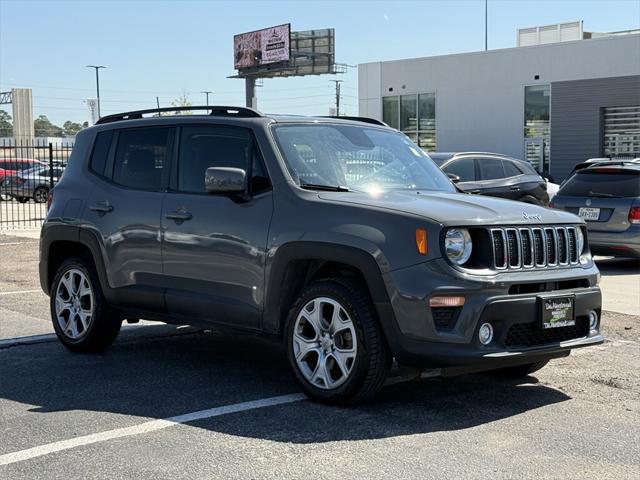 2019 Jeep Renegade Latitude 4x4 2019 Jeep Renegade Latitude 4x4