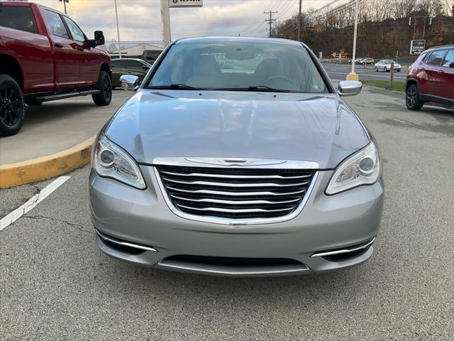 2013 Chrysler 200 Limited 2013 Chrysler 200 Limited