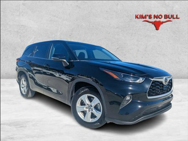 2023 Toyota Highlander LE 2023 Toyota Highlander LE