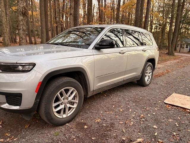 2023 Jeep Grand Cherokee L Laredo 4x4 2023 Jeep Grand Cherokee L Laredo 4x4
