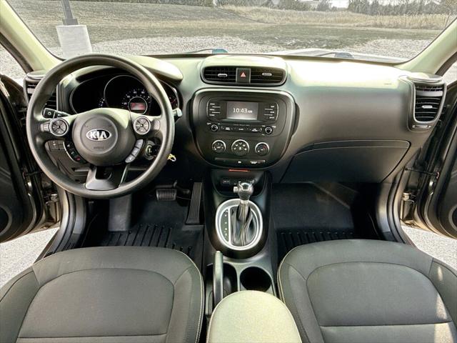 2016 Kia Soul + 2016 Kia Soul +