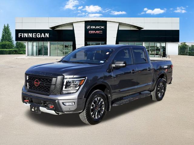 2023 Nissan TITAN Crew Cab PRO-4X 4x4 2023 Nissan TITAN Crew Cab PRO-4X 4x4