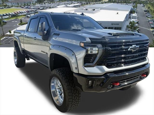 2025 Chevrolet Silverado 2500HD 4WD Crew Cab Standard Bed LT