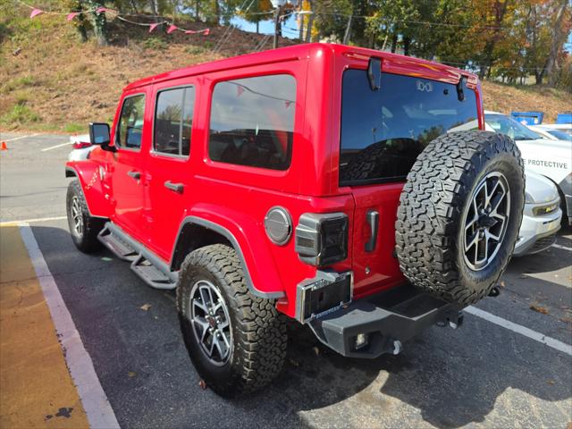 2020 Jeep Wrangler Unlimited Sahara 4X4 2020 Jeep Wrangler Unlimited Sahara 4X4