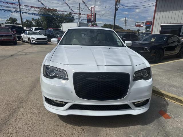 2023 Chrysler 300 Touring L AWD