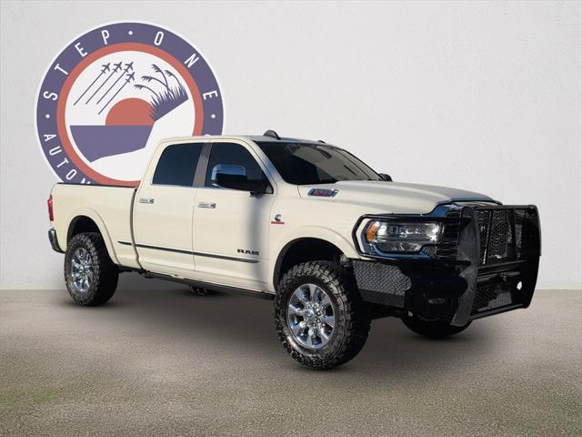 2022 RAM 2500 Limited Crew Cab 4x4 64 Box